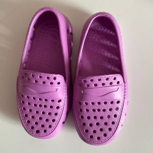 Pink floaters, size 6